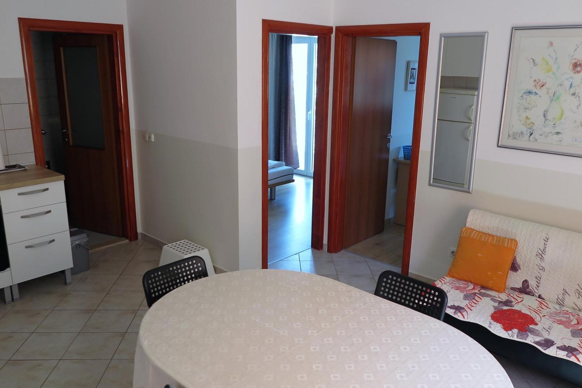 Apartments Kovacic Омиш Экстерьер фото